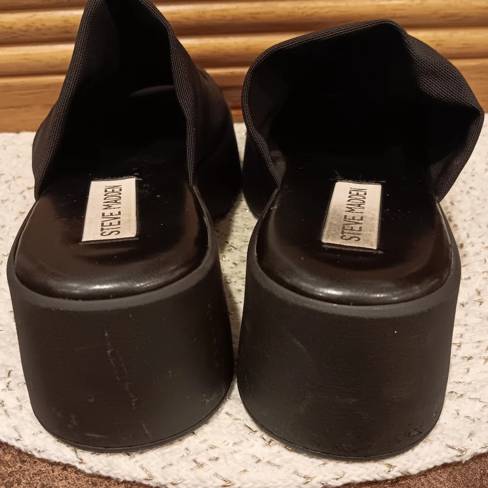 Y2K Steve Madden Black Platform 2
